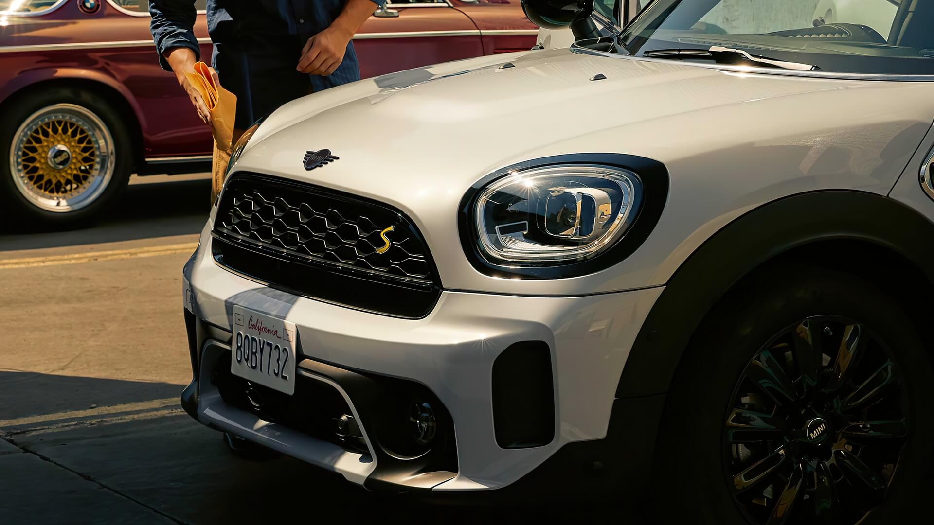 НОВИЙ ДИЗАЙН РЕШІТКИ РАДІАТОРА.