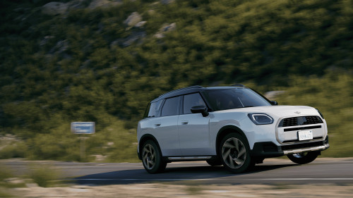 Практичність для MINI, стиль для тебе.